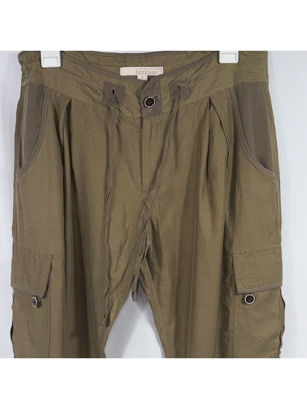 Banana Republic Heritage Olive Green Cargo Pants Women’s Size 6 - Picture 2 of 9